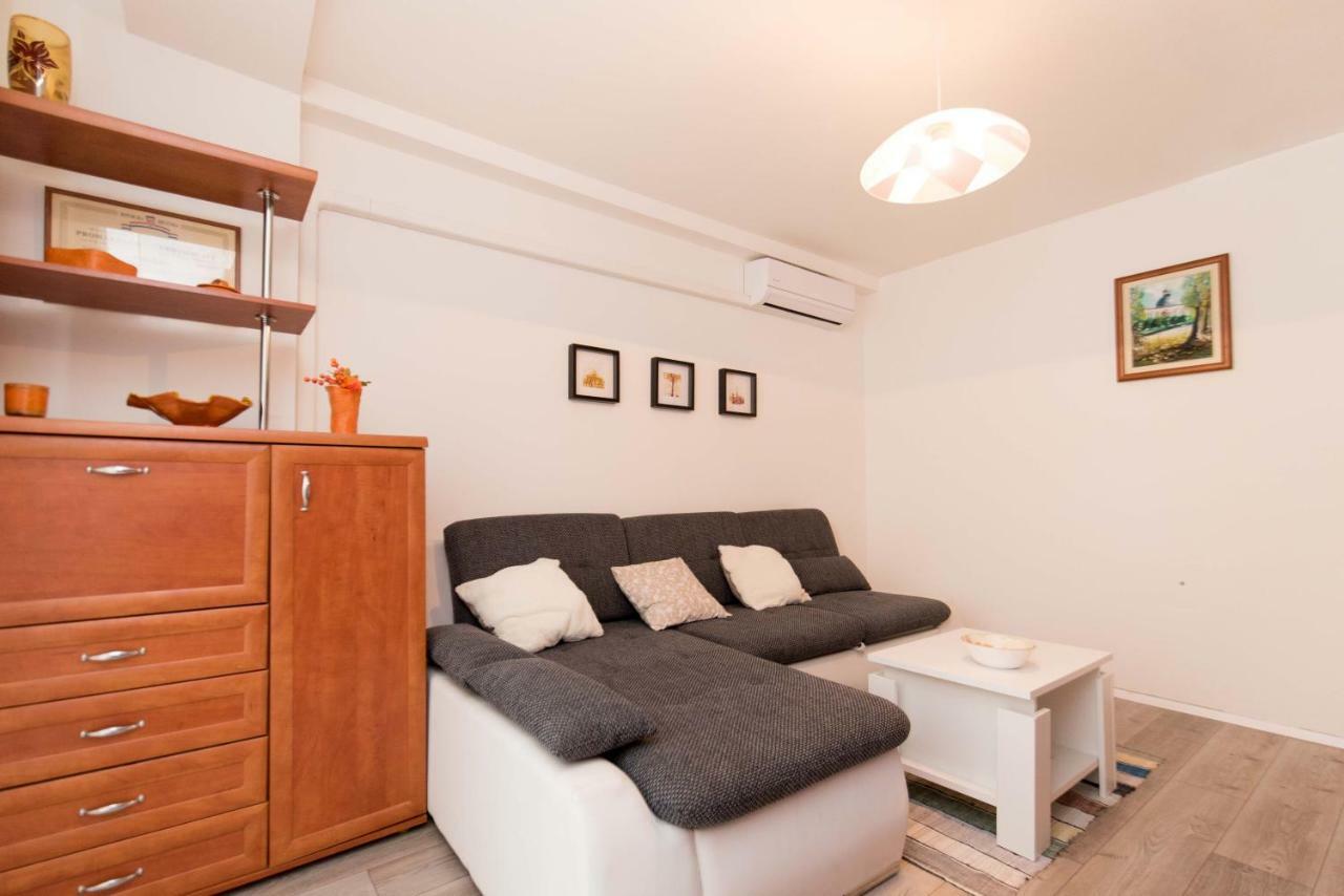 Apartman Lux Daruvar Extérieur photo